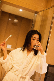 极品人妻VIDEOSSS人妻